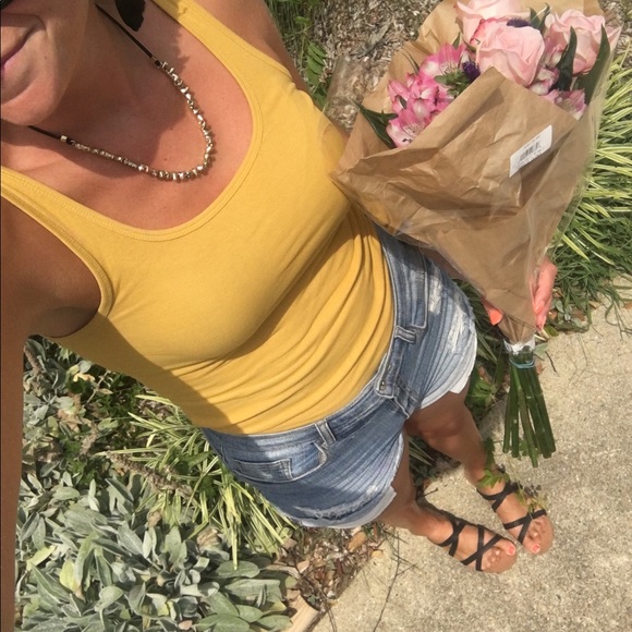 Meet your Posher, Casey - Picture 7 of 7